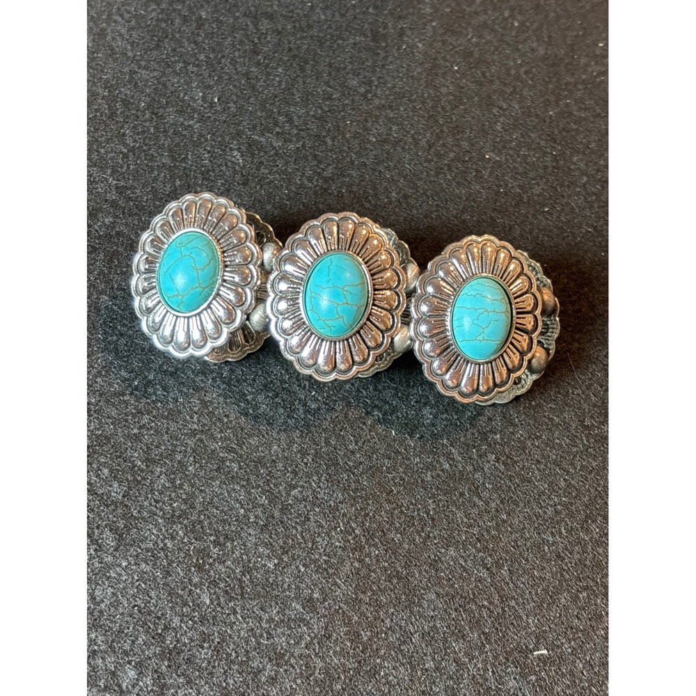 Western Faux Turquoise Concho Stretch Bracelet Silver Tone Southwestern Style